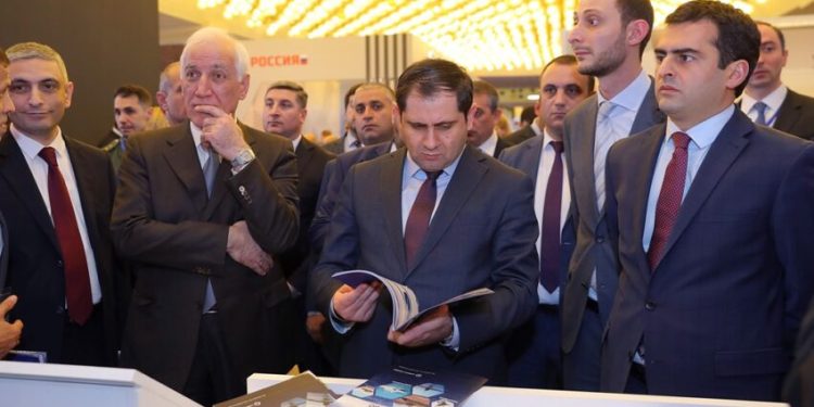 ՀՀ պաշտպանության նախարարն այցելել է «ԱրմՀայԹեք-2022» ցուցահանդես