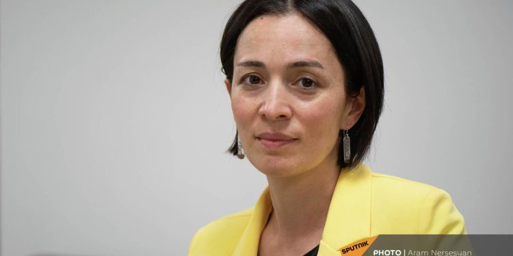 7 մլն դրամանոց մեքենա, 5 մլն դրամ բանկային մնացորդ. Ժաննա Անդրեասյանի հայտարարագրի հետքերով. «Ժողովուրդ»