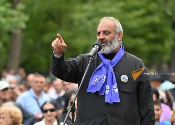 Բագրատ սրբազանի կոչով հանրահավաք է ընթանում Բաղրամյանում. ՈւՂԻՂ