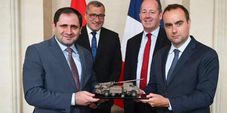 Պայմանագիր կնքելը մի բան է, զենքը Հայաստան հասցնելը՝ այլ բան. «Հրապարակ»