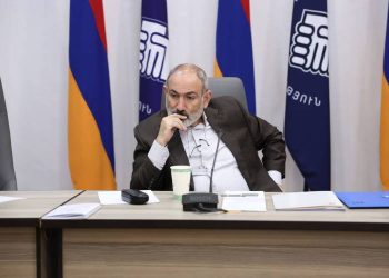 Փաշինյանը քպ-ականներին ասել է, որ Ալիևն ինչ ուզի տալու են, որ պատերազմ չսկսվի. «Հրապարակ»