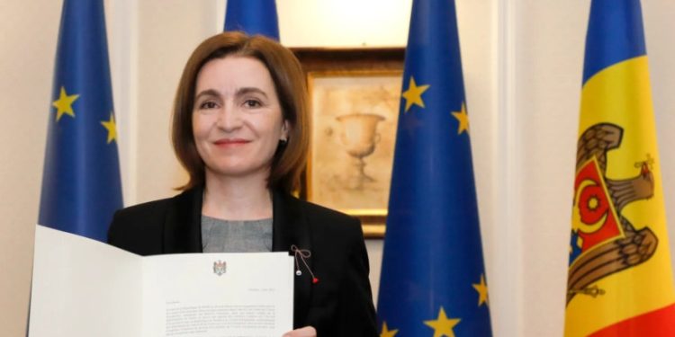 Մոլդովայի նախագահը հրամանագիր է ստորագրել ԵՄ-ին անդամակցության բանակցություններ սկսելու վերաբերյալ