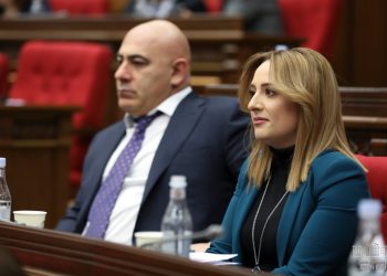 Մի՞թե չեք տեսնում, որ որքան բարձր եք գոռում լեգիտիմության մասին, այնքան հեռվացել եք ժողովրդից. Շաքե Իսայան