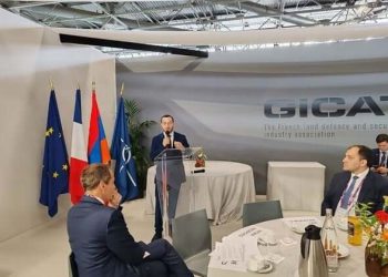 ՀՀ ԲՏԱ նախարարը Ֆրանսիայում հանդիպել է ռազմարդյունաբերական ընկերությունների ներկայացուցիչների հետ