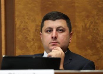 Աղետը նրանում է, որ ոչ մեկ չգիտի, թե կուլիսներում ինչ է պայմանավորվել ՔՊ վերնախավը և զիջողականության քաղաքականությունը որտե՞ղ և ե՞րբ է վերջանում