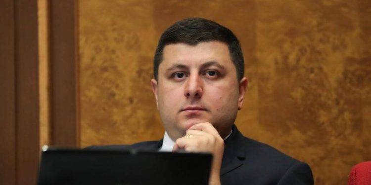 Աղետը նրանում է, որ ոչ մեկ չգիտի, թե կուլիսներում ինչ է պայմանավորվել ՔՊ վերնախավը և զիջողականության քաղաքականությունը որտե՞ղ և ե՞րբ է վերջանում