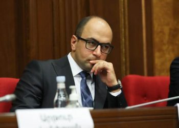 Ի տարբերություն իշխանությունների՝ ՀՀԿ-ն եկեղեցու, բանակի և պետության կողքին է. Մամիջանյան