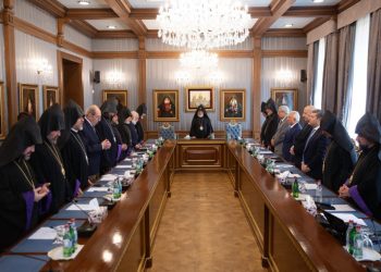 Խստիվ դատապարտում ենք հունիսի 12-ին Երևանում խաղաղ հավաքի մասնակիցների նկատմամբ ձեռնարկված ակնհայտ ապօրինի քայլերը և գործադրված միջոցները. Գերագույն հոգևոր խորհուրդ