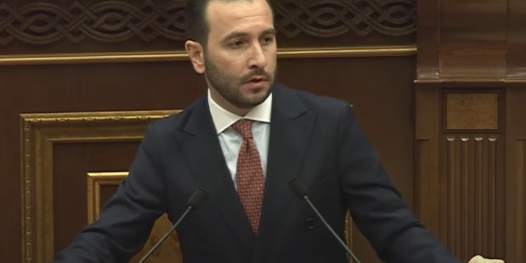 Այստեղ նստած «Հայաստան» դաշինքը նոր Նաիրի Հունանյանի «տրոյական ձին» էր. Հայկ Կոնջորյան