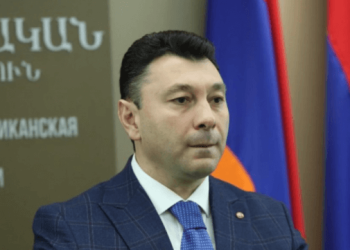 Թուրքերը Ջուղայում էին մեր խաչքարերը ոչնչացնում, իսկ Նիկոլը՝ մատաղ սերնդի հոգիներում. Շարմազանով