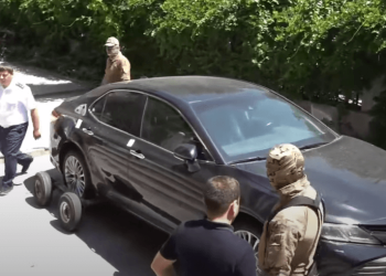 Հատուկջոկատայիններն առգրավել են Արցախի նախագահի ծառայողական մեքենան