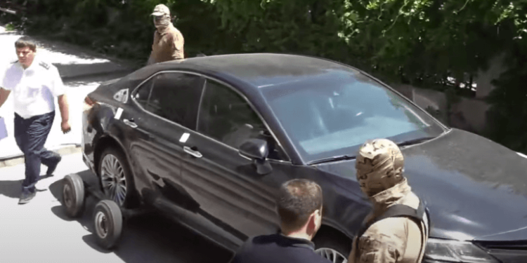 Հատուկջոկատայիններն առգրավել են Արցախի նախագահի ծառայողական մեքենան