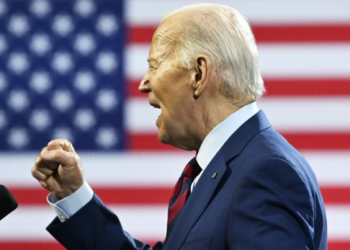 Բայդենը սպառնացել է վետո դնել Պենտագոնի բյուջեի նախագծի վրա