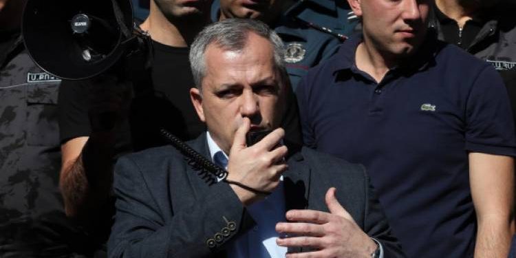 Փաշինյանն Ալիևի հրամանով կձերբակալի Արցախի նախագահին. «Հրապարակ»