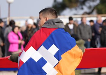 Իշխանությունն արցախցիների առջև պայման է դրել. ակցիաների չեն մասնակցի` սոցիալական աջակցությունից չեն զրկվի. «Ժողովուրդ»