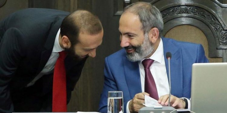 «Հայաստանյան արտաքին քաղաքականության ուղղվածությունում հենց հիմա տեղի են ունենում դավաճանությանը համարժեք գործողություններ». «Փաստ»