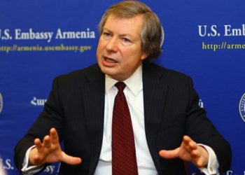 Ջեյմս Ուորլիքը լավատես է՝ Հայաստանն ու Ադրբեջանը կկարողանան հասնել խաղաղության համաձայնագրին