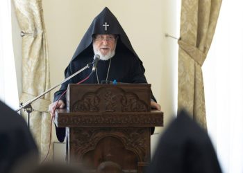 «Որքան բարդ և խորն են հիմնախնդիրները, այդքան մեծ ու բազմազան են սպասումները Հայ Եկեղեցուց և եկեղեցականությունից»․ Վեհափառ