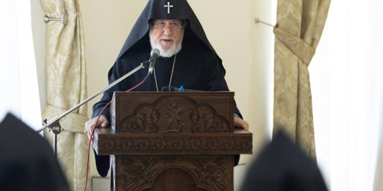 «Որքան բարդ և խորն են հիմնախնդիրները, այդքան մեծ ու բազմազան են սպասումները Հայ Եկեղեցուց և եկեղեցականությունից»․ Վեհափառ