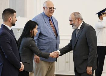 Freedom House-ը չի որոշում՝ ՀՀ-ն ժողովրդավար է, թե ոչ. Փաշինյանը սրբագրել է Արթուր Հովհաննիսյանի ասածները. «Հրապարակ»