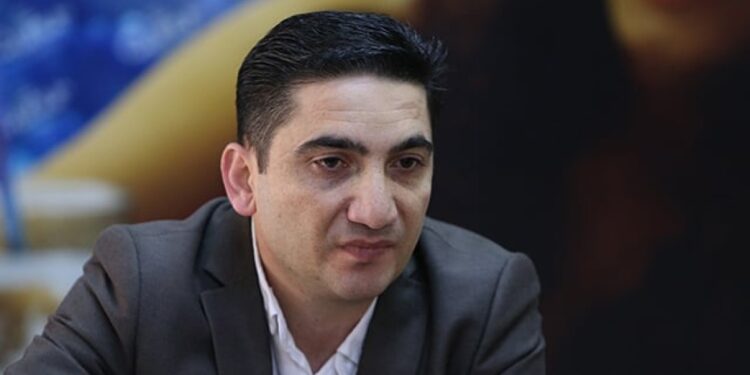 Երկրի խնդիրների համար ընդդիմադիրները մեղադրում են ժողովրդին. Նաիրի Հոխիկյան