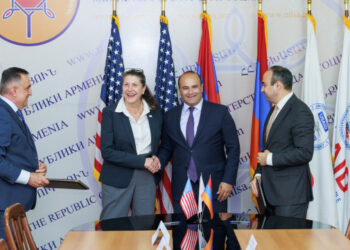 ՀՀ-ի և ԱՄՆ ՄԶԳ CNFA ընկերության միջև հուշագիր է ստորագրվել. 4 միլիոն դոլար կհատկացվի Արցախից տեղահանված անձանց կայուն բնակարանային լուծումներ տրամադրելու նպատակով