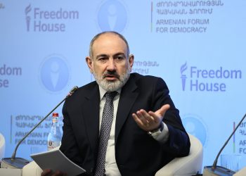 Փաշինյանը միանձնյա է որոշումներ կայացնում. «Ժողովուրդ»