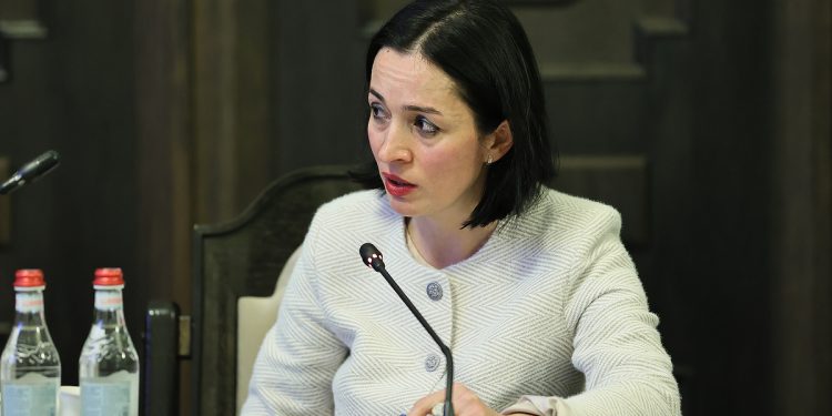 Պետությունը կապահովի դպրոցականների լողի պարապմունքները