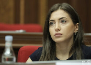 «Արմեն Աշոտյանի կալանքի որոշման ակտը 3 ամիսը մեկ «copy, paste» են անում». Աննա Մկրտչյան