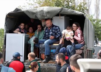 Արցախցիների կուտակային կենսաթոշակների հարցը չի լուծվում․ «Ժողովուրդ»