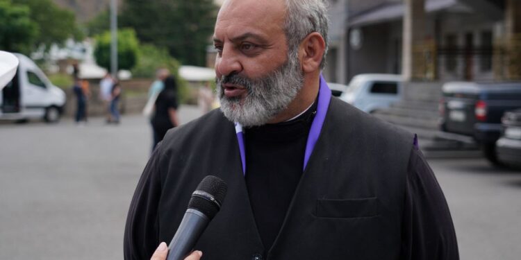 Նեռն ուզում է իրեն համապատասխան բնակավայր, նեռի տեղը դժոխքն է։ Ամբողջն ուզում է վերածել դժոխքի, որովհետև իրեն լավ է զգալու։