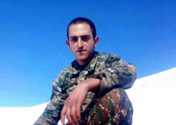 «Հարցնում եմ՝ վերջին զանգը ե՞րբ է եղել, ինձ ձեռք են առնում, ասում են՝ դպրոցի վերջին զանգի մասին է խոսքը»․ ՌՈ-ում մահացած զինվորի ծնողին ծաղրել են