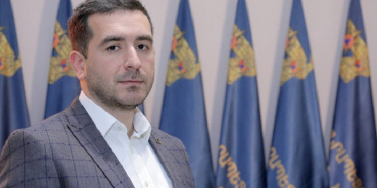 Շենքը չեն կարող պայթեցնել, քաղաքապետարանի թույլտվությունը չկա. Հայկ Կոստանյանը՝ Պարույր Սևակ փողոցի շենքի մասին