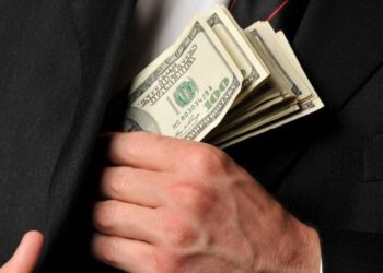 Զինվորական ծառայությունից ազատելու համար ՊՆ պաշտոնատար անձինք ստացել են 50.000 ԱՄՆ դոլար կաշառք