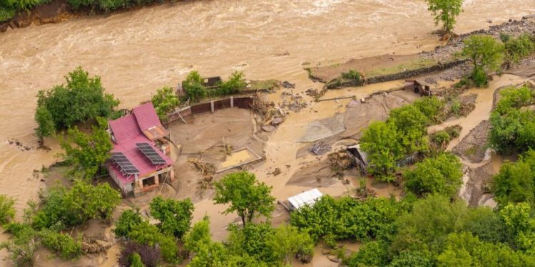 Կառավարությունը կփոխհատուցի Լոռիում և Տավուշում ջրհեղեղից տուժած քաղաքացիների վնասը