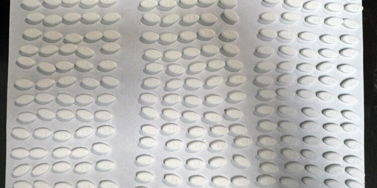 Ֆրանսիայից Հայաստան ուղարկված ծանրոցում թմրամիջոցի պարունակությամբ 886 հաբ է հայտնաբերվել