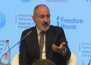 ԵՄ-ն ուզո՞ւմ է, թե՞ չի ուզում, ԵՄ-ն պատրա՞ստ է. ես այս հարցերի պատասխաններն այսօր չեմ կարող տալ. Փաշինյանը՝ ԵՄ-ին անդամակցելու հարցով հանրաքվեի մասին