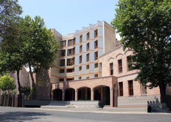 Կան ձերբակալվածներ․ ՔԿ-ն՝ Արաբկիր վարչական շրջանի աշխատակազմում քննչական գործողությունների մասին