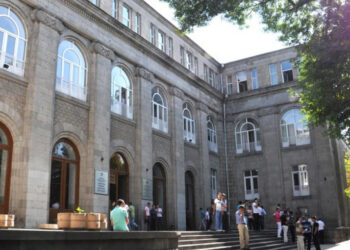 Կառավարությունը պատրաստվում է Ագրարային համալսարանից մասնաշենք վերցնել ու հանձնել Ֆրանսիական համալսարանին. «Հրապարակ»