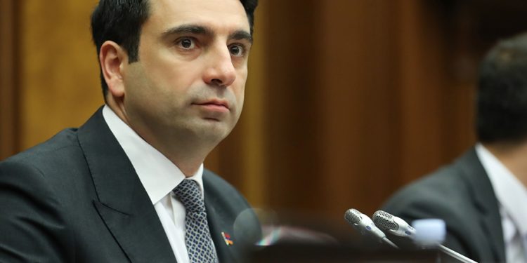 «Հուսով եմ՝ սահմանազատումով վերջ կդնենք տասնամյակներով շարունակվող վեճին, որը բերեց երկու մեծ արհավիրք՝ պատերազմ». Ալեն Սիմոնյան