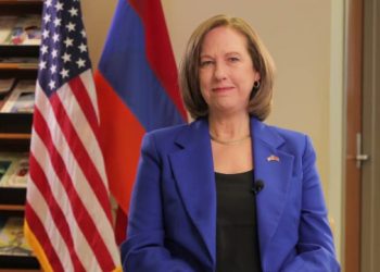 «Չնայած մարտահրավերներին,  ՀՀ-ն հավատարիմ է մնացել ժողովրդավարական ապագային». ՀՀ-ում ԱՄՆ դեսպան