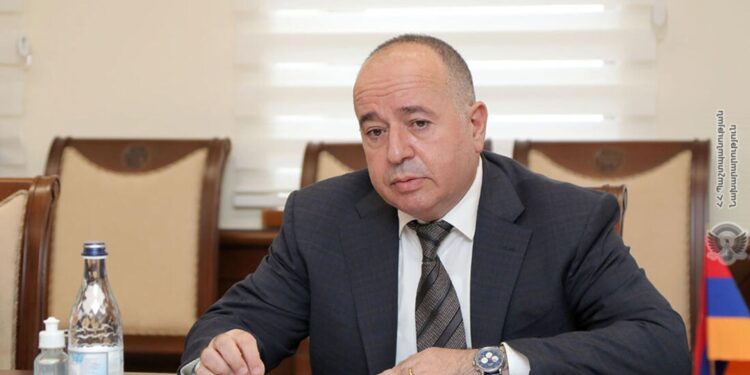 «Նիկոլ Փաշինյանին ասել եմ` դուք չեք կարող լինել Հայաստանի վարչապետ, դուք պատրաստ չեք երկիր ղեկավարել». Արշակ Կարապետյան