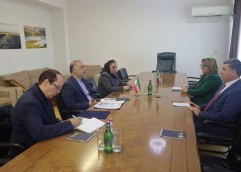 Կարևորել են Իրան-Հայաստան երրորդ էլեկտրահաղորդման գծի շինարարության ավարտելու անհրաժեշտությունը. հանդիպել են Գնել Սանոսյանն ու Իրանի դեսպանը