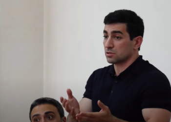 «Շնորհակալ եմ ձեր բերած տեսանյութի համար, այն ապացուցում է՝ ապօրինի գործողություն չենք արել, ոստիկաններն են արել». Լևոն Քոչարյան