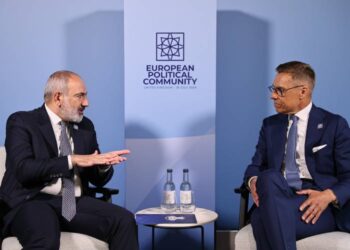 Բոլորի հետ հանդիպել է, բացի Ալիևից, ում հետ պատրաստվում է պայմանագիր կնքել. «Հրապարակ»