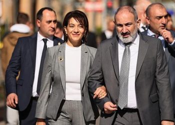 Ի՞նչ զրույց է ունեցել Աննա Հակոբյանն ամուսնու հետ, որից հետո Նիկոլը դուխավորվել է․ «Իրավունք»