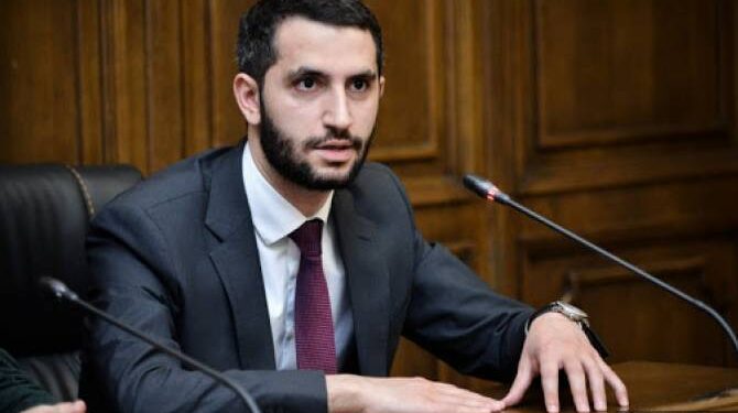 ԱԺ-ում պարգևատրումների շքերթը շարունակվում է. «Ժողովուրդ»