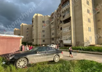 Ողբերգական դեպք` Վանաձորում. 60-ամյա կինը պատուհանները մաքրելիս 5-րդ հարկից ընկել է