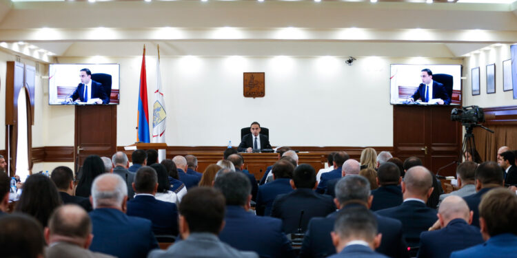 Ոչ պիտանի 31 տրանսպորտային հենակմախք և 83 այլ իրեր վարչական շրջաններից դուրս են բերվել
