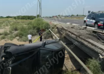 22-ամյա վարորդը կոտրել է գազատար խողովակների երկաթե սյուներն և կողաշրջված հայտնվել չգործող ջրատարում